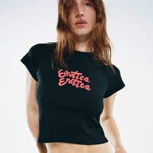 Realisation par exotica erotica black tee